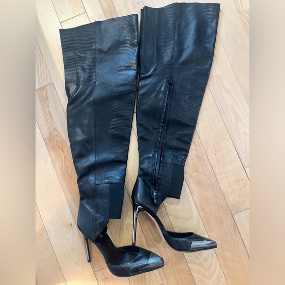 BCBG MaxAzria Over the knee heeled boots size 7 1/2 - Picture 1 of 4